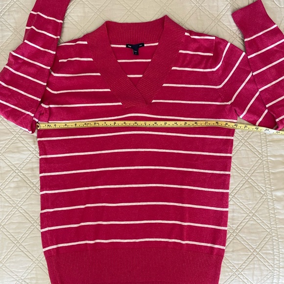 GAP Sweaters - Gap Size L, Pink & White Striped Sweater